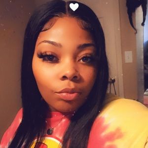 Meet your Posher, Kiara